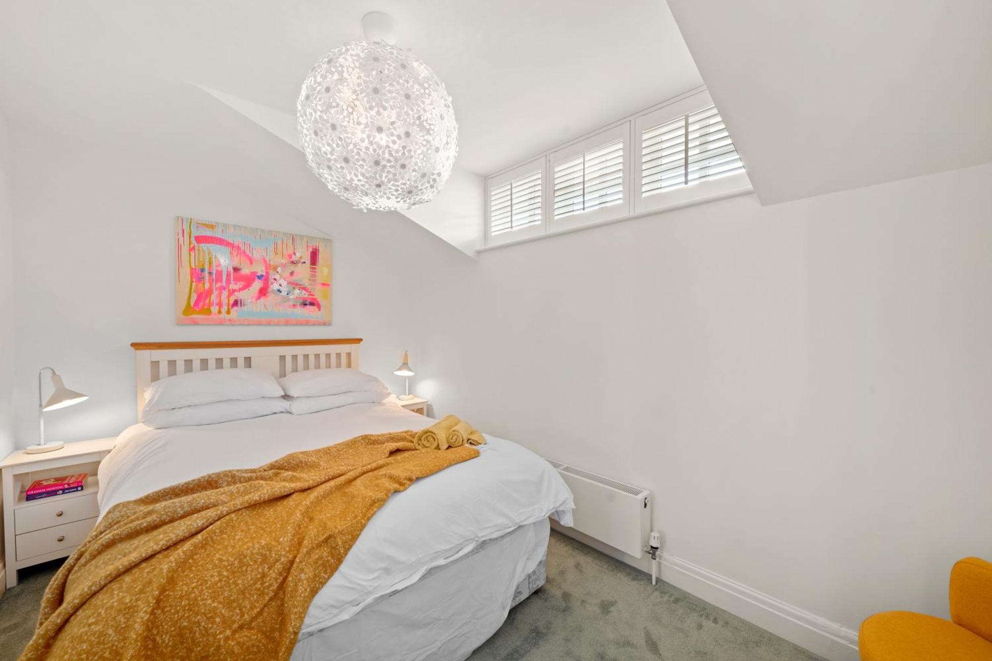3 Bedroom Mews Home - Clapham Common - Free Private Parking - Sleeps 5 - Newly Refurbished - Sweetpea & Pillow Properties Londres Exterior foto